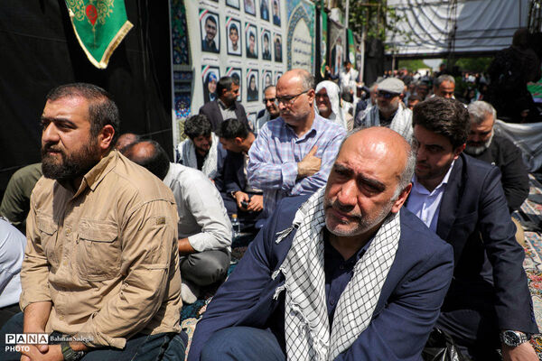 بیعت معلمان با رهبر معظم انقلاب