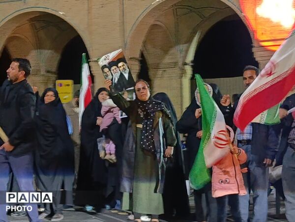 کرمان امروز پر شورتر از دیروز