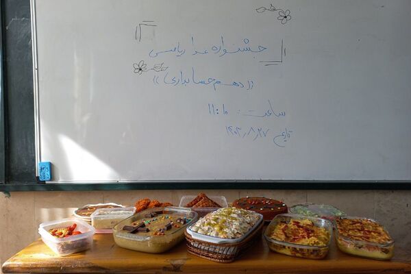 برپایی زنگ غذا با عنوان«آشپزی با طعم ریاضی» در مدرسه کوثر ناحیه یک شهرری