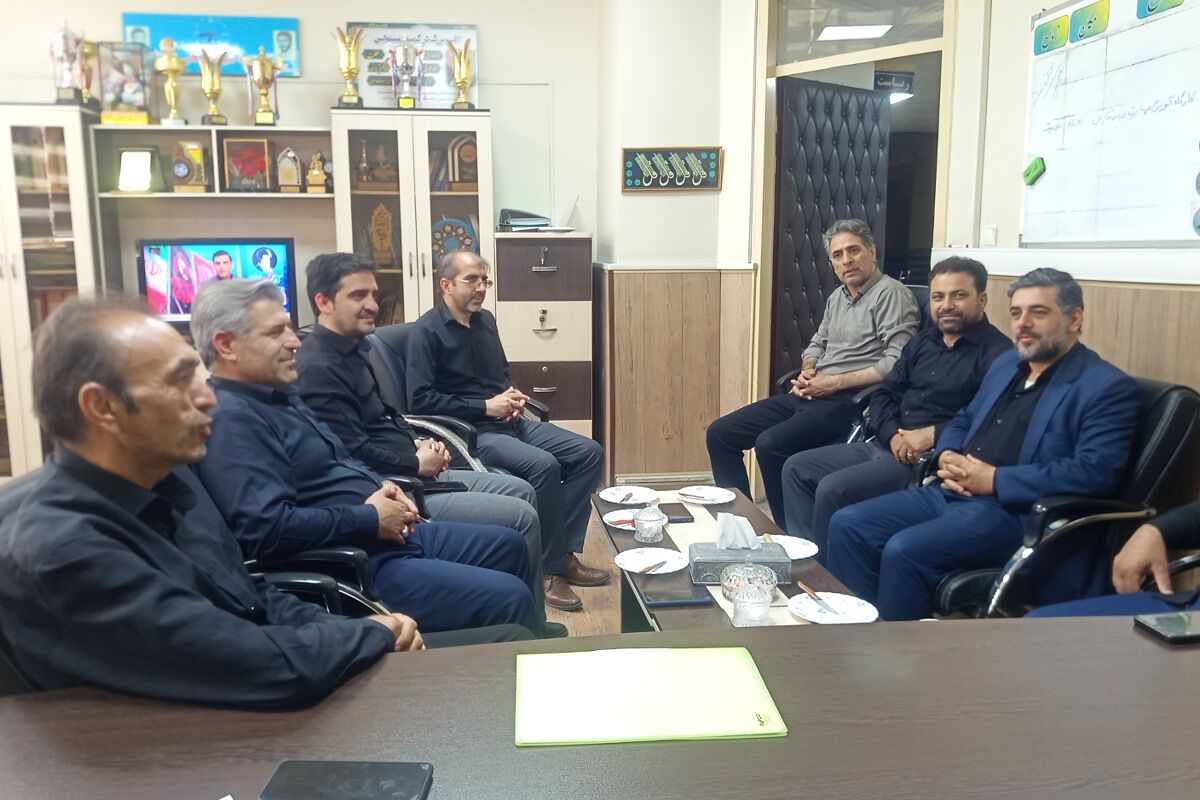 بازدید مسئولین از مدارس میزبان اسکان در بهارستان دو