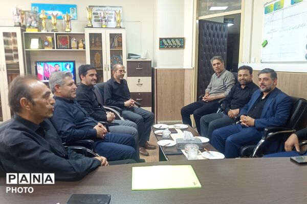 بازدید مسئولین از مدارس میزبان اسکان در بهارستان دو