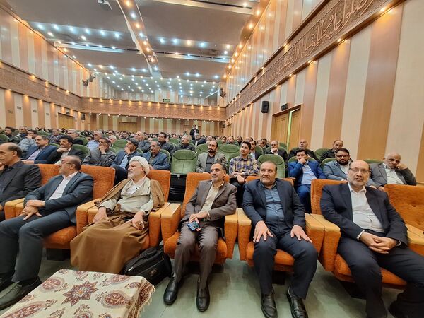 گردهمایی مدیران مدارس ناحیه ۴ و شورای اداری این ناحیه با خیریه صحیفه سجاد (ع) 