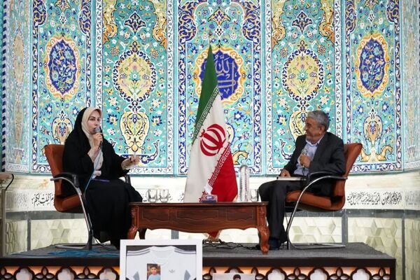 مراسم گرامیداشت مقام معلم در شهرستان بم