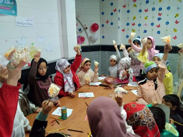 تجلی خدمت و معنویت در میعادگاه نماز جمعه شهرستان تویسرکان