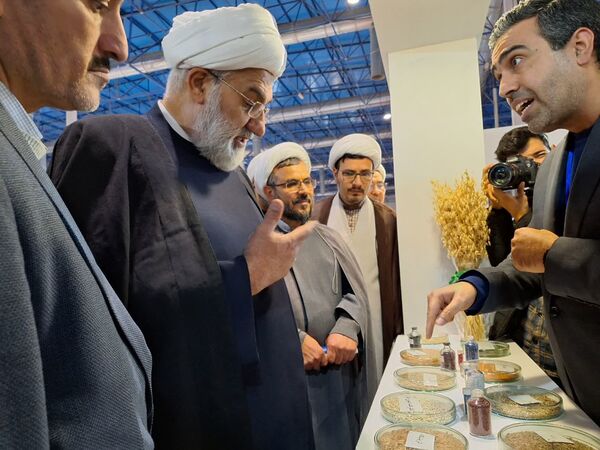 روز سوم از نمایشگاه پژوهش و فناوری در مشهد