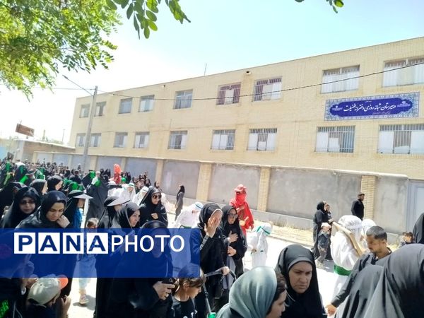 دسته عزاداری ظهر عاشورا در فاروج 