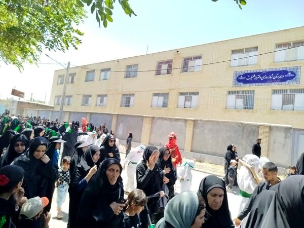 دسته عزاداری ظهر عاشورا در فاروج 