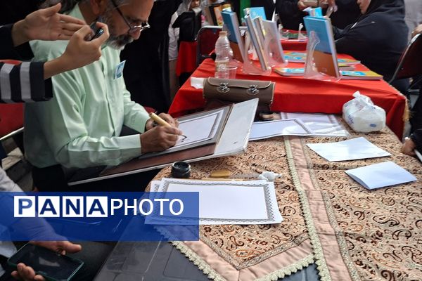 حضور پرشور مردم شهریار در راهپیمایی کیلومتری غدیر 