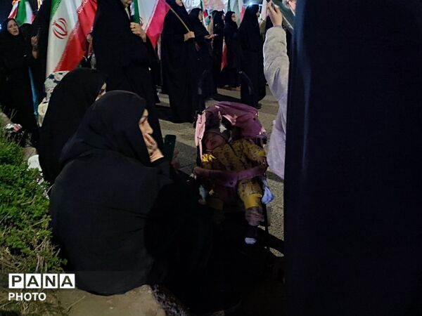 قاب پانا میزبان اجتماع پرشور مردمان ولایت مدار نیشابور در بلوار فضل