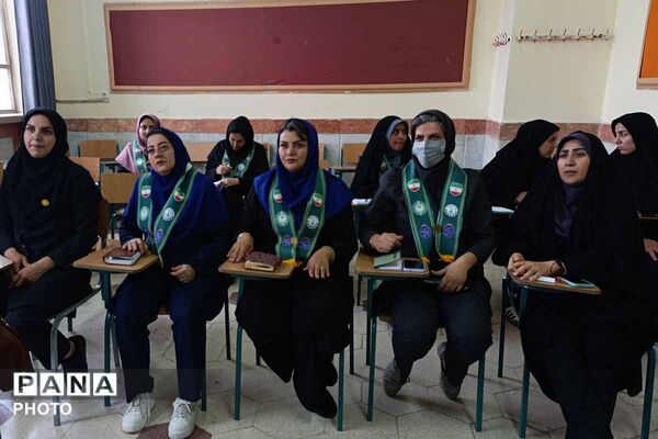 روز دوم دوره آموزشی مربیان پیشتازان بجنورد؛ آموزش مهارت‌های خلاقانه و تشکیلاتی_1