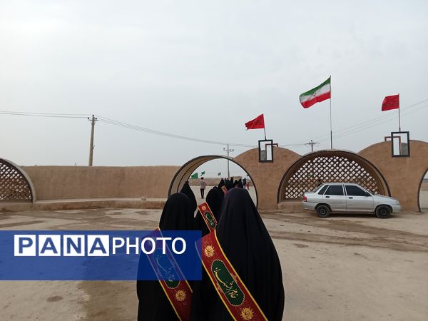 بازدید دانش آموزان خادم الشهدا از شلمچه