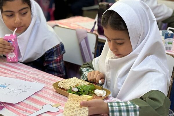 روز جهانی پوکی استخوان در مدارس شهرستان ملارد