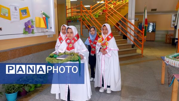 آغاز بهار تعلیم وتربیت در دبستان آرمینه مصلی نژاد ناحیه ۶
