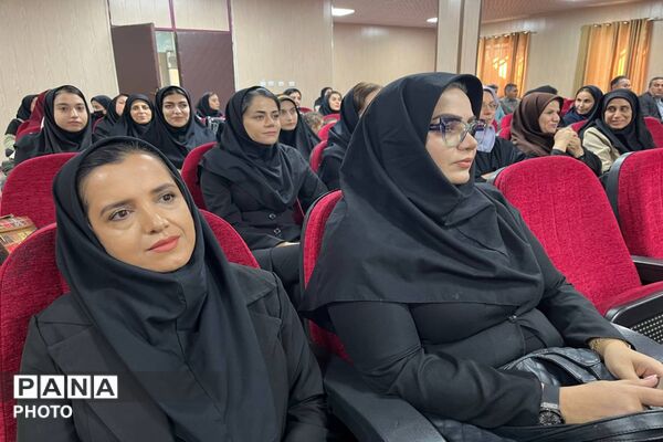 آیین گرامیداشت هفته تربیت‌بدنی در آموزش و پرورش ملارد 