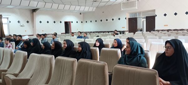 برگزاری دوره‌های توانمندسازی کارشناسان قرآن و مشاوره در زنجان