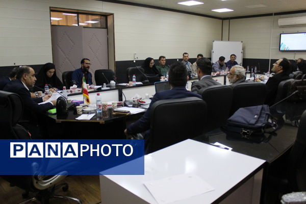 نشست تخصصی کارشناسان سواد آموزی استان بوشهر