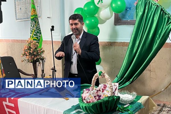 محفل انس با قرآن به مناسبت ولادت حضرت مهدی(عج)در دبیرستان طریقت جوادآباد