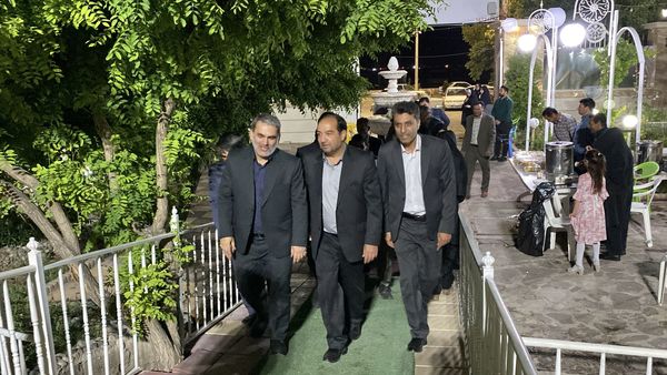 هفته‌ای برای ستایش دانایی؛ جشن معلمان در تالار ملک برگزار شد