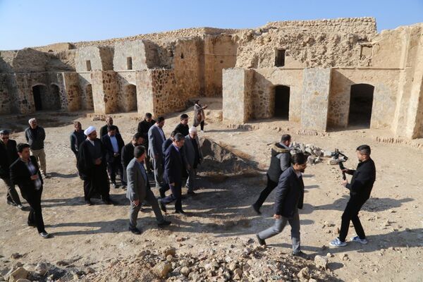 بازدید استاندار خراسان شمالی از دو کاروانسرای تاریخی شهرستان گرمه 