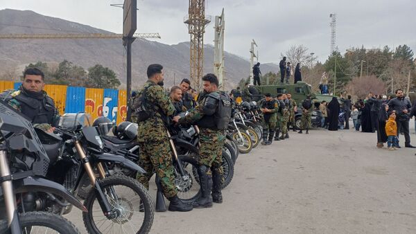 دانش‌آموزان، پاسداری از انقلاب را آغاز می‌کنند