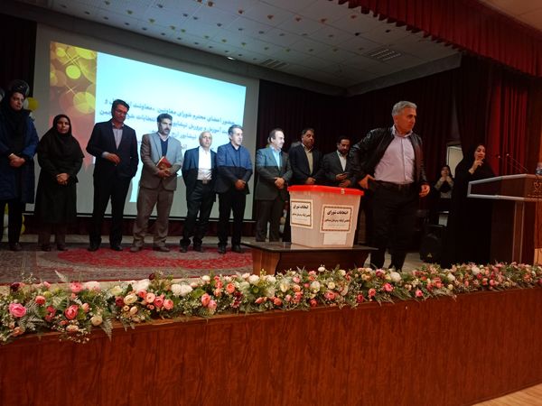 انتخابات شورای انجمن اولیا و مربیان  در نیشابور 