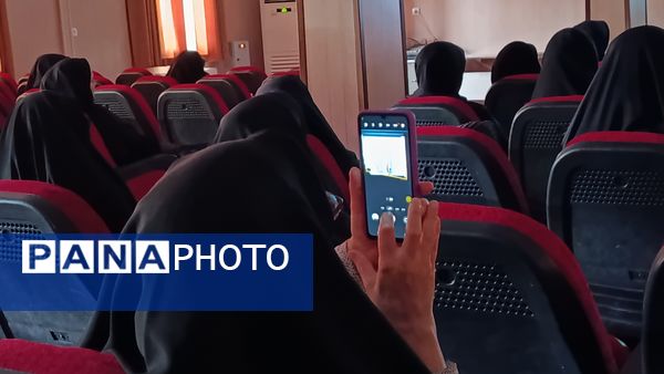 برگزاری دوره ضمن خدمت فعالیت های مکمل آموزشی و پرورشی در شهرستان ملارد