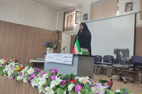 جلسه مجلس دانش‌آموزی ناحیه 4 شیراز 