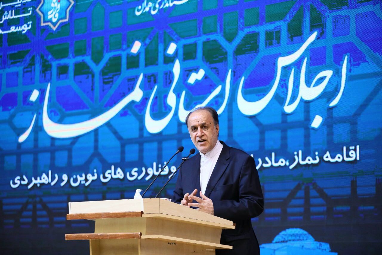 نماز باید به اقتدار جهانی مسلمانان و تحقق حکمرانی الهی منجر شود