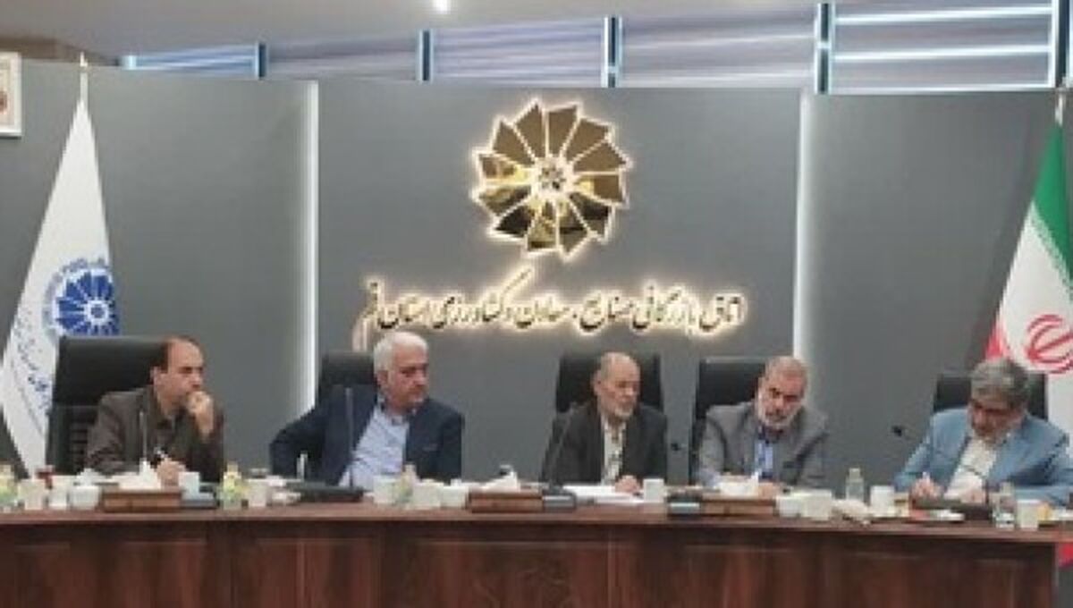 تجهیز مدراس ‌به پنل‌های خورشیدی و راه‌اندازی دانشگاه‌‌ فرهنگیان در تمام استان‌ها در دستور‌کار خیرین مدرسه‌ساز