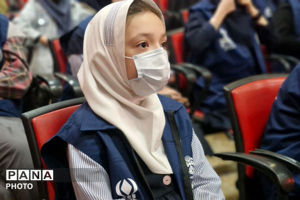 تبیین اهمیت رسانه در تربیت