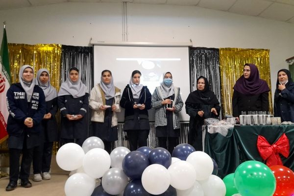 جشن ستارگان ویژه دانش آموزان برتر دبیرستان نورالهدی 