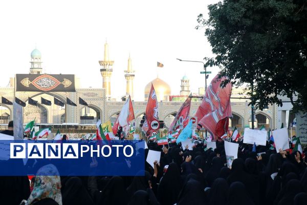 راهپیمایی گرامیداشت روز عفاف و حجاب در مشهد