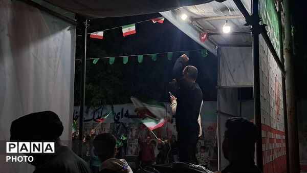 هشتاد و دومین موج حضور مردم شهرستان چهارباغ  در اجتماعات شبانه