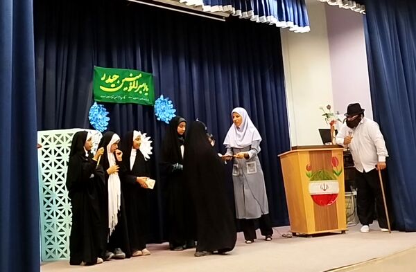 جشن عید سعید غدیر در کانون پرورش و فکری کودکان و نوجوانان شهر حبیب آباد 