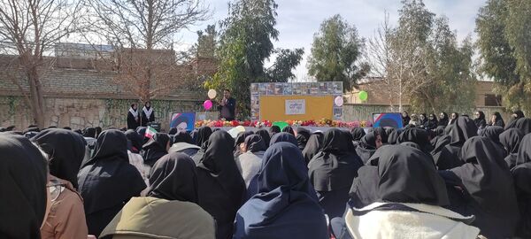 جشن دهه فجر در آموزشگاه مرحوم پاکدل خلیل آباد