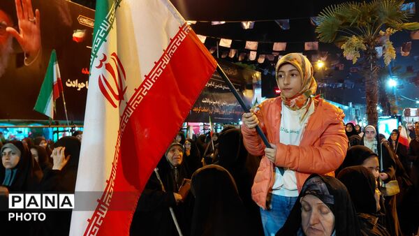تا آخرین قطره خونمان از ایران دفاع می‌کنیم
