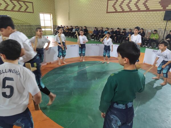 نمایش اقتدار در مدرسه میثم رشت