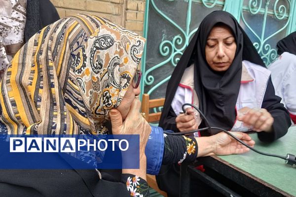 نماز جمعه عبادی سیاسی این هفته شهرستان‌قرچک