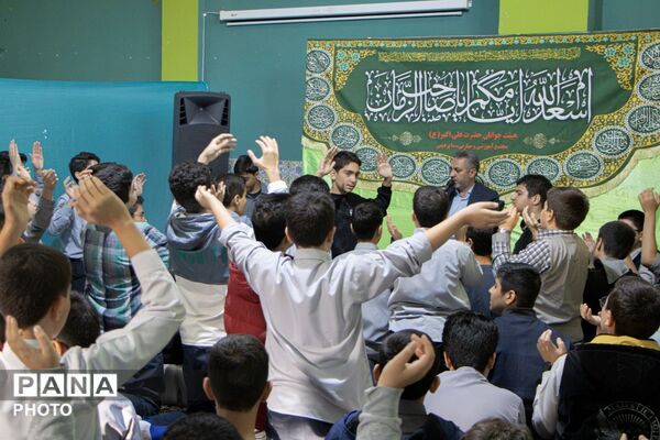 جشن میلاد حضرت زینب(س) در مدرسه متوسطه اول پسرانه سما پردیس