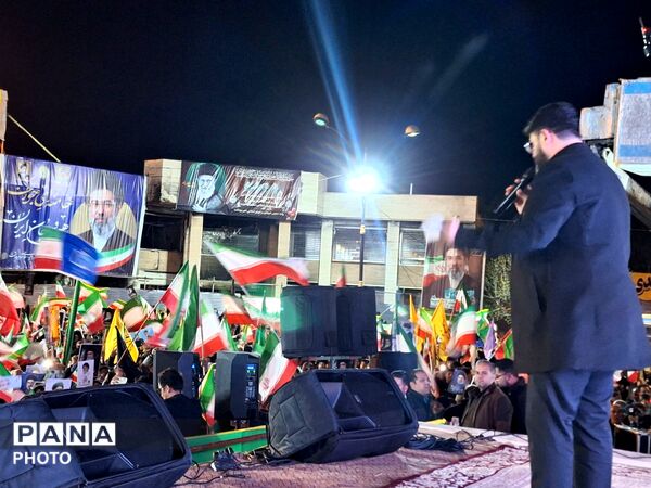 تجمع بزرگ مردم غیور مرودشتی در خیابان‌ها