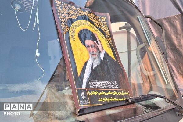 اینجا مصلاست؛ جایی که تاریخ از میان اشک‌ها عبور کرد