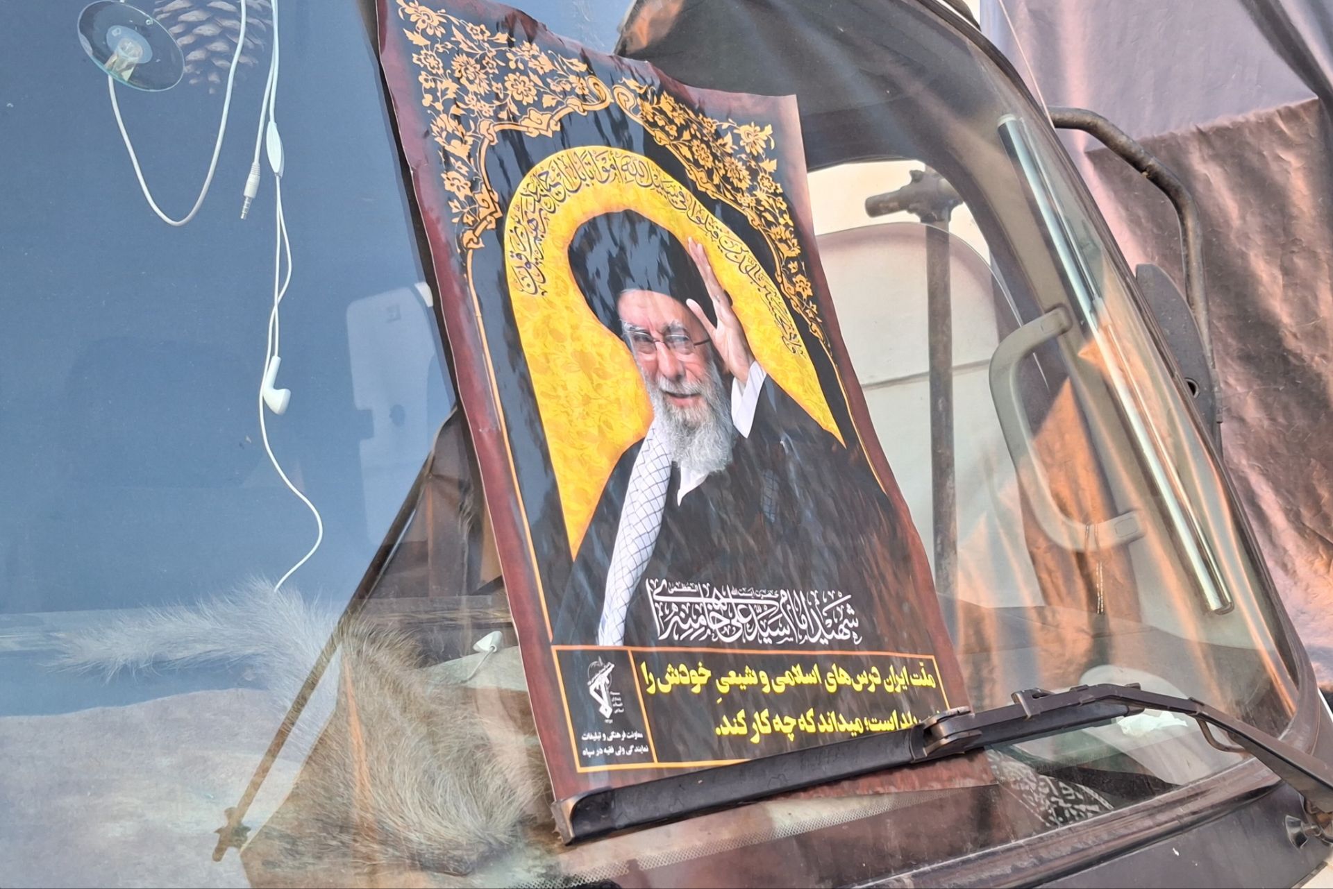 اینجا مصلاست؛ جایی که تاریخ از میان اشک‌ها عبور کرد