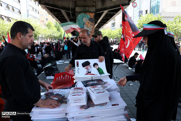مراسم تشییع پیکر مطهر رهبر شهید انقلاب در تهران - 1
