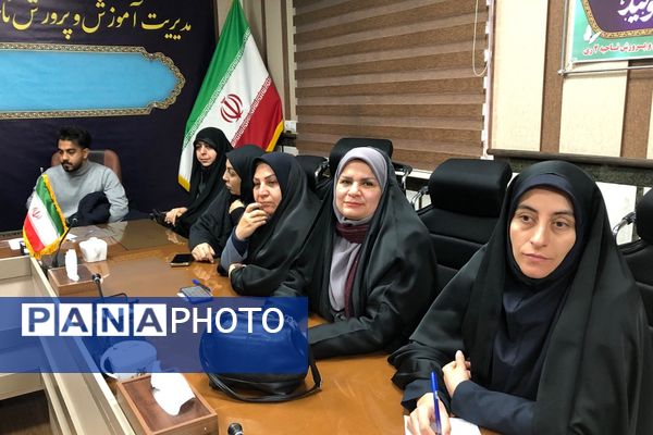 جلسه کارگروه کیفیت بخشی فعالیت‌های پرورشی در ناحیه دو شهرری 