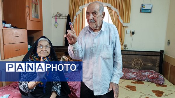 حضور اقشار مختلف مردم لارستان پای صندوق‌های رای