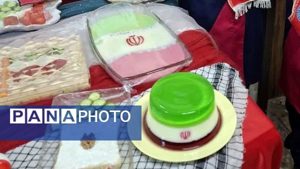 صبحانه سلامت با تم پرچم در دبستان دخترانه فرهنگیان ۱