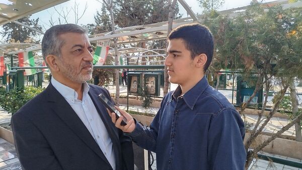 آیین گلباران مزار شهدای امامزاده محمد کرج