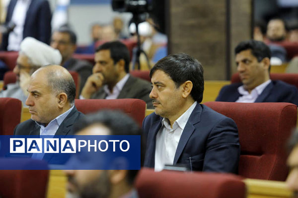 جلسه شورای اداری استان قم با حضور رئیس جمهوری