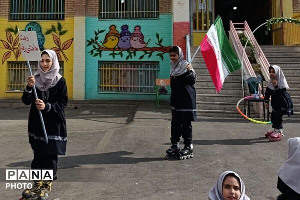 آغاز المپیاد ورزشی مدرسه هاشمی رفسنجانی ۲ ورامین با حضور پرشور دانش‌آموزان