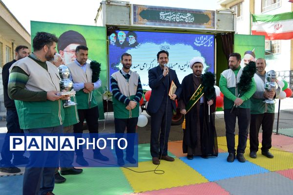 عطر رضوی در جشن نیمه شعبان مدرسه حکمت